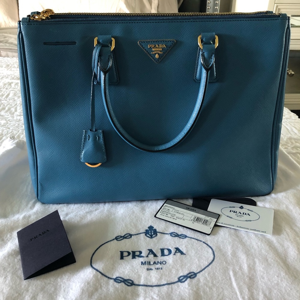 Authentic Prada saffiano tote
